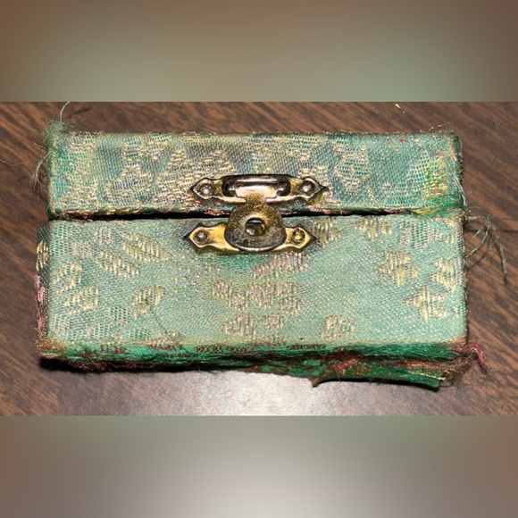 Chiming Metal Hand Massage Exercise Balls w/Case Stress Relief Relaxing Sound - Picture 7 of 9